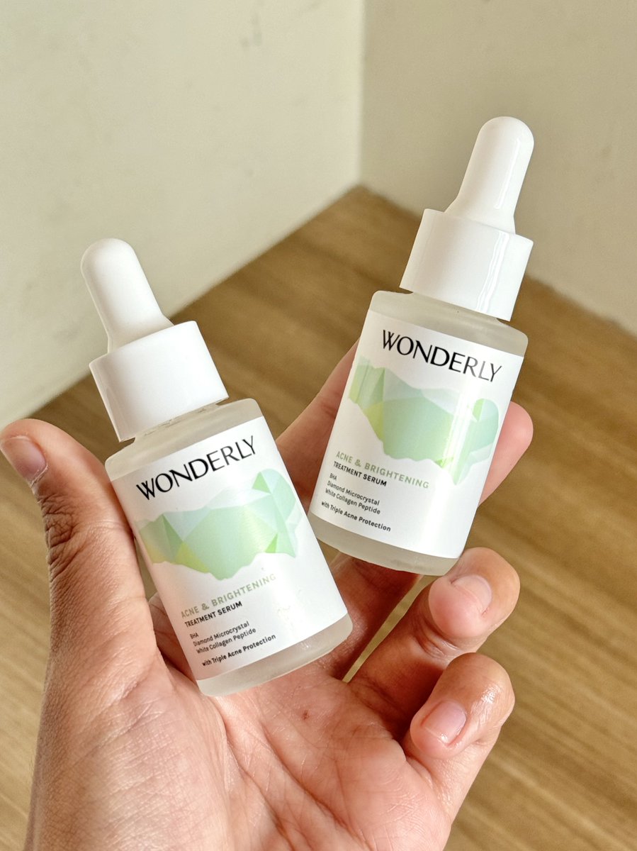 cloudysnowys's tweet photo. bangga banget sekarang PARAGON GROUP kalau buat produk gaperna gagal😭👍🏻

kalau kalian cari acne serum yang affordable udah bagus banget buat redain jerawat &amp; kemerahan bisa coba ini✨

CUMA 40RIBUAN &amp; bagus buat jerawat... https://t.co/DUoIK95WZg