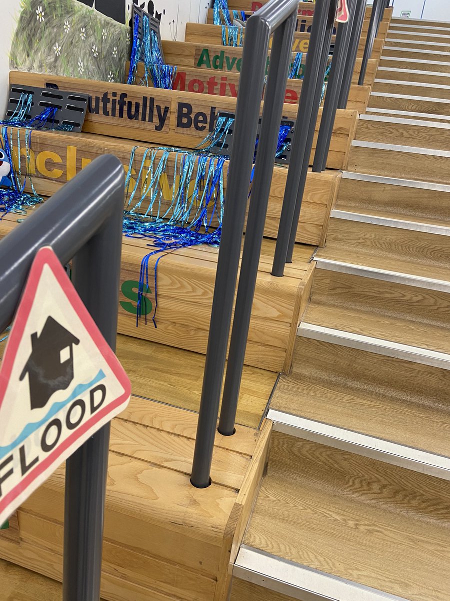 Mr Taylor tweet media