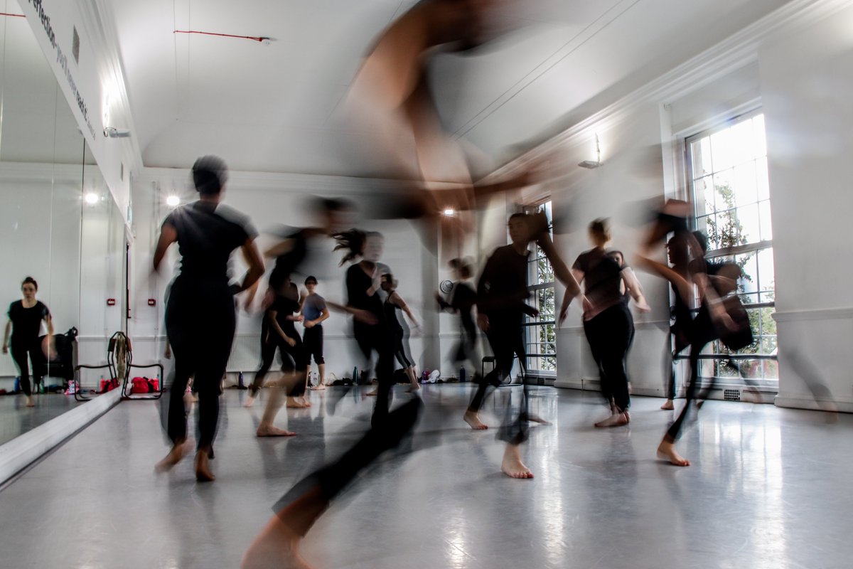 Causeway Education (@causeway_edu) on Twitter photo 📢Exciting Opportunity in NW England!🎭
<a href="/FourthMonkeyTC/">Fourth Monkey</a> is offering free Y12/13 drama workshops - top performers will be offered Application Support & Fast Track Auditions for undergrad courses!
📅 Limited slots available in Nov24
📧 Email info@causeway.education to register 📢Exciting Opportunity in NW England!🎭
<a href="/FourthMonkeyTC/">Fourth Monkey</a> is offering free Y12/13 drama workshops - top performers will be offered Application Support & Fast Track Auditions for undergrad courses!
📅 Limited slots available in Nov24
📧 Email info@causeway.education to register