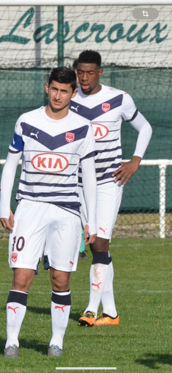SoValla_10's tweet photo. 10 ans plus tard .. match particulier samedi ! Les retrouvailles avec mon club formateur.. un match spécial pour moi 😌⚽️
@girondins @Girondins4ever @formationfcgb @dinanlehonfc https://t.co/v8mOu2RbMP