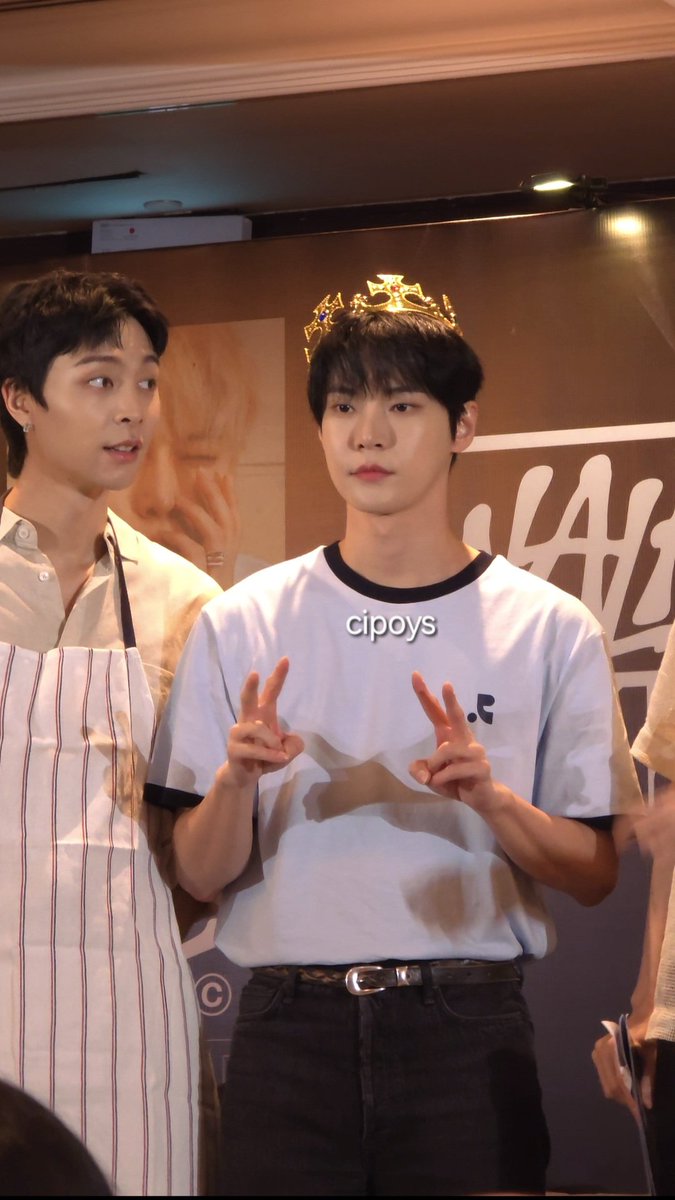bersiuuul's tweet photo. sumpah mau nangis tapi AARGH CAKEP LO #JAEHYUN #DOYOUNG #JOHNNY #JUNGWOO #YUTA https://t.co/UHtEpErBRM