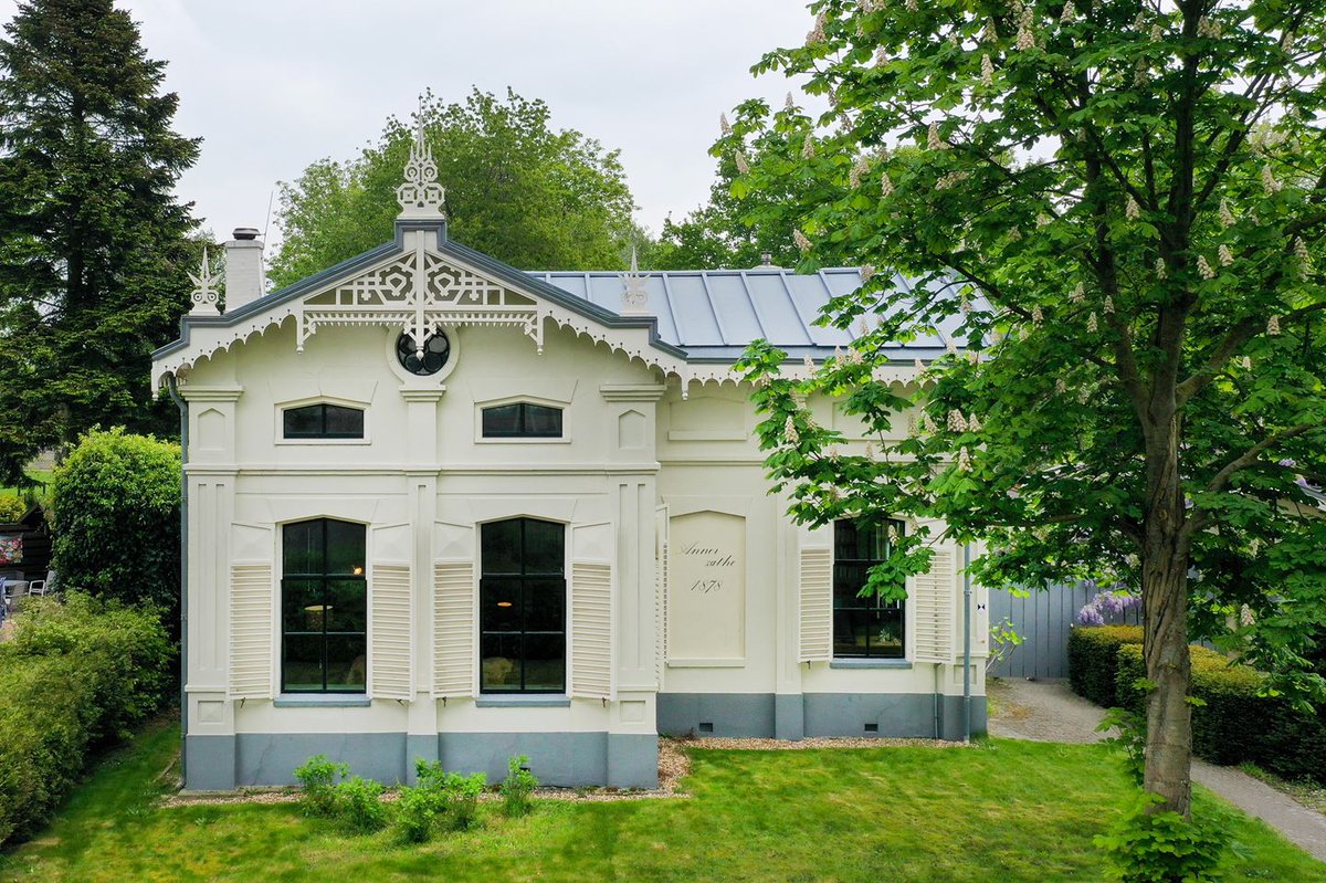 In Nederland zijn honderden monumenten die bijna nooit toegankelijk zijn; particuliere woonhuizen. Tenzij ze te koop staan! 

Speciaal voor Open Monumentendag hebben NVM en funda een extra Open Huizen Dag ingesteld op za. 14 sept.  

👉Bekijk deelnemers: bit.ly/3Xwuduy