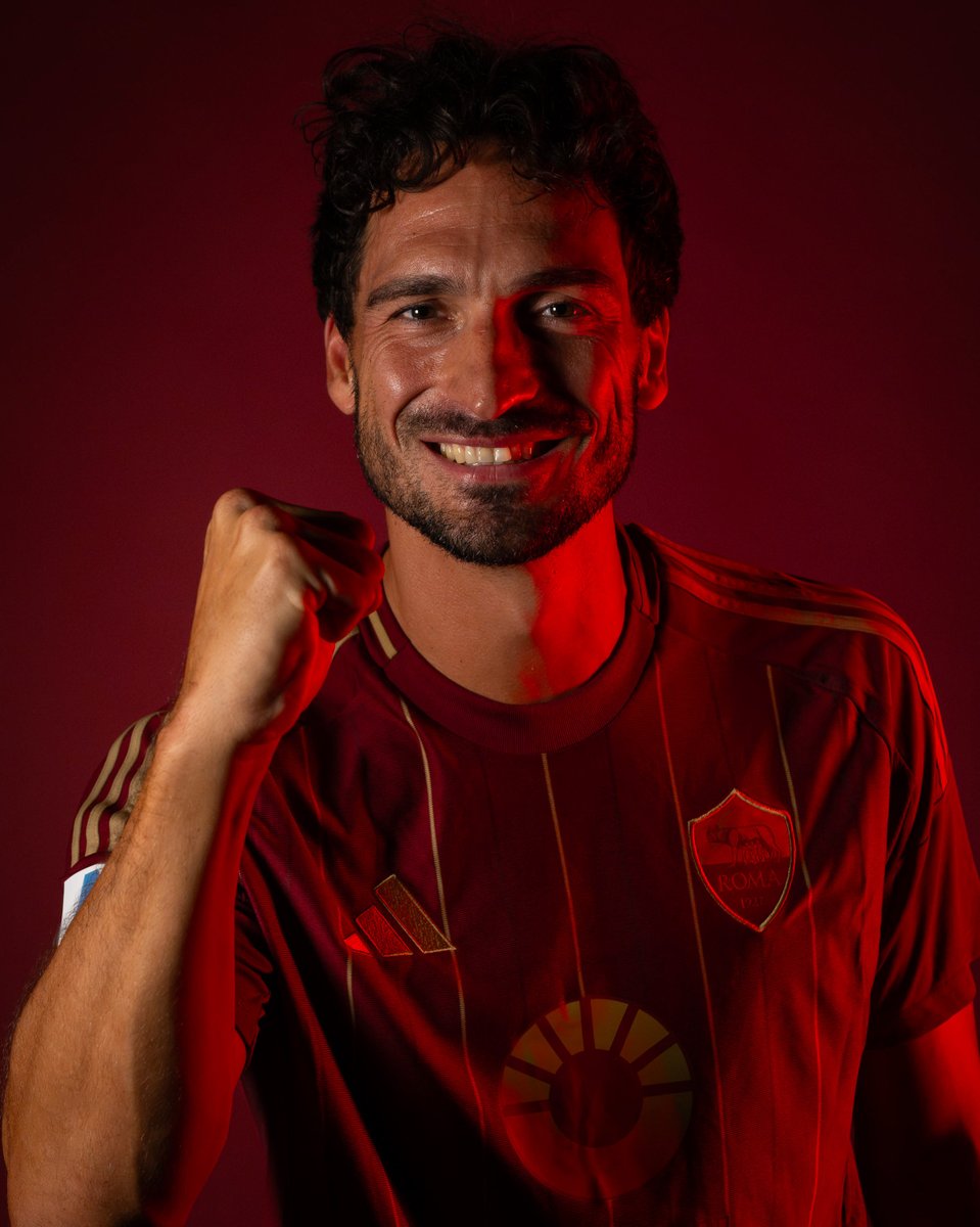 Mats Hummels 🤝 Giallorossi 🐺

#UEL