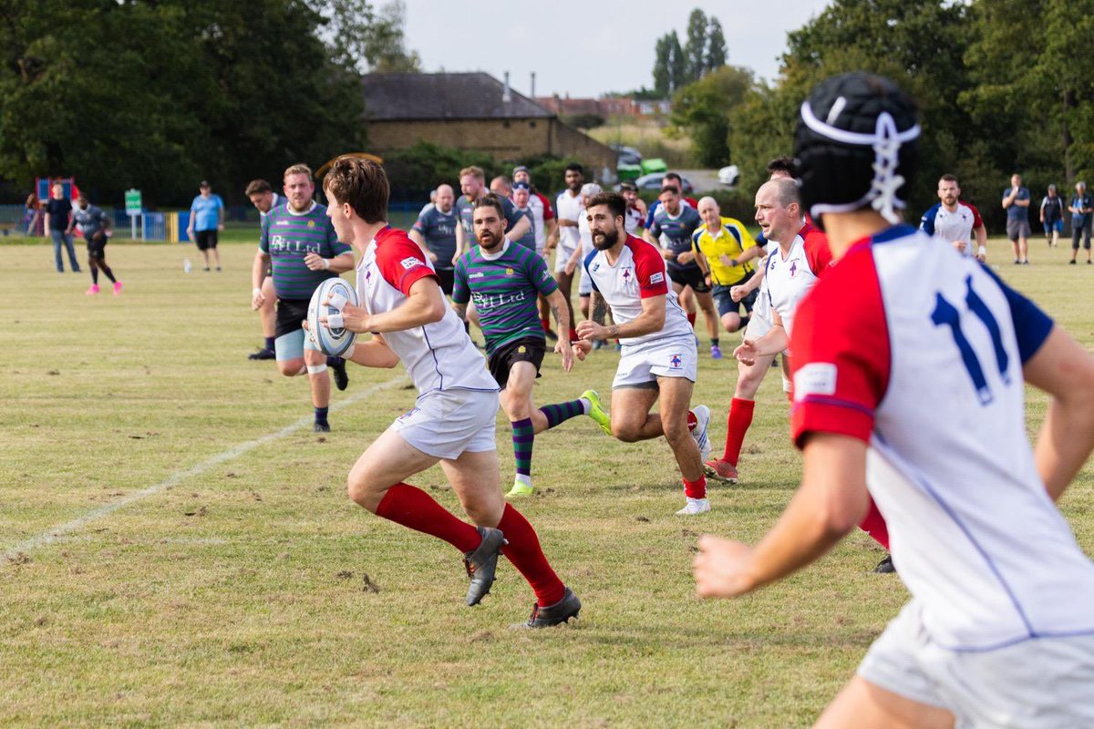 Summer is over and we are back ! Join London French at Coram’s Fields (Russell Square) every Wednesday at 20:15 for training. All levels of experience welcome for some rugby with french flair. DM or comment if you want to learn more !