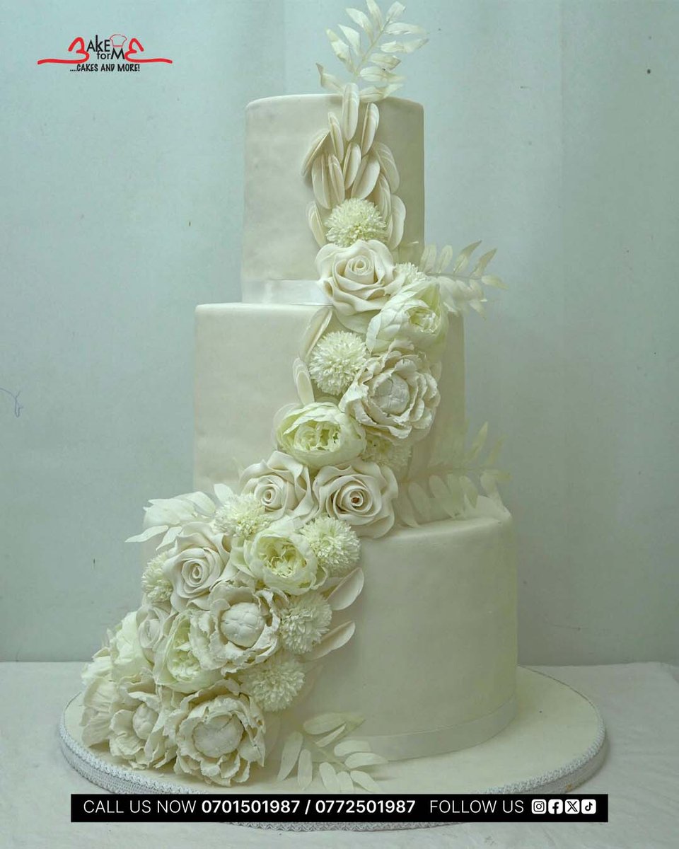 bake_4_me_ltd's tweet photo. We bring you petals and perfection to every gathering and celebration. 🌺
Imagine being able to eat something as delightful as flowers. 🤩🌸
#bake4me #bakingschool #bakingclasses #bakedandready #cake #tastycake #freshlybaked #cakecommunity https://t.co/rHQuP5gsBG