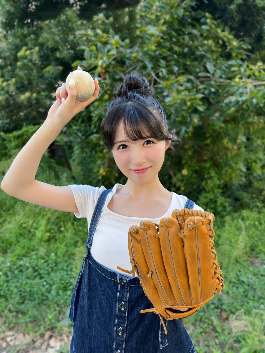 kisui_shio's tweet image. 【情報解禁🎻🎹】
ミュージカル『四月は君の噓』に
澤部椿 役 で
出演いたします。
公生の幼馴染でソフトボール部主砲の椿ちゃん
全身全霊で臨みます。
元々、原作とアニメが大好きで
演じられる事が本当に夢のようです。
来年の夏
是非劇場にいらしてください!
よろしくお願い致します!
希水しお