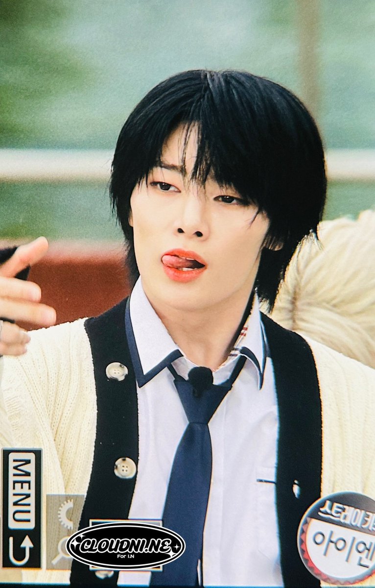 I.N’S HAIR OMG 🖤