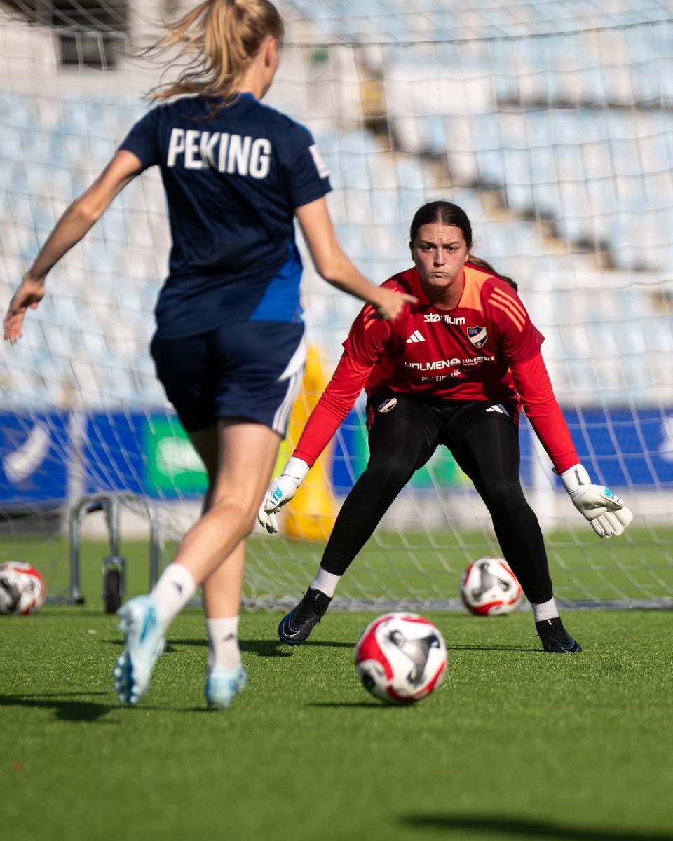 👋 <a href="/carol_delisle/">Caroline DeLisle</a> 

⚪️🔵#ifknorrköping