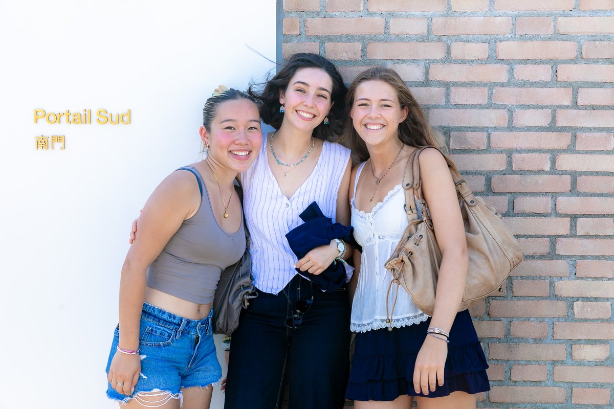 lfitokyo's tweet image. 📚🎒 #SECONDAIRE : UNE #NOUVELLEANNÉESCOLAIRE DÉBUTE AU #LFITOKYO

Nos élèves du collège et du lycée ont fait leur rentrée.
 
Accueillis chaleureusement par l'#équipededirection, nous leur souhaitons une année pleine de #succès et de #découvertes 🌟

 📸➡️ shorturl.at/UGlly