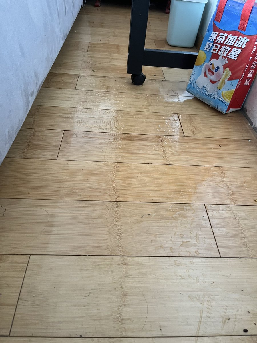 福利姬柒柒分享的黄推图片2 - 网红私拍内容