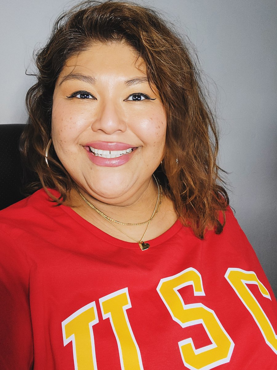 Thrilled to start #gradschool for MS in Public Relations Innovation, Strategy and Management <a href="/usc_msprism/">USC MS PRISM</a>. <a href="/USCAnnenberg/">USC Annenberg</a> <a href="/USC/">USC</a> ❤️🧡 TY <a href="/GRIC_Official/">Gila River Indian Community</a> for your investment in my education. Here we go Class of 2026! #grateful #publicrelations #graduateschool #usctrojans