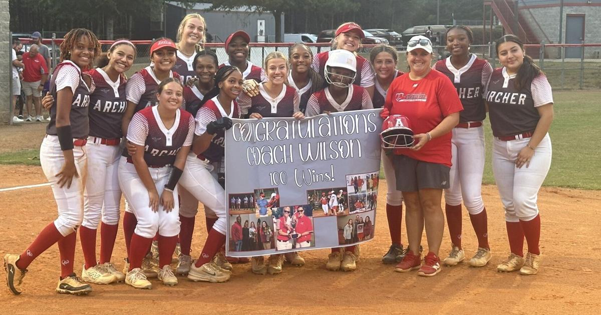 SOFTBALL ROUNDUP: Archer's Emily Wilson Gets 100th Career Win bit.ly/3ZdFTDN