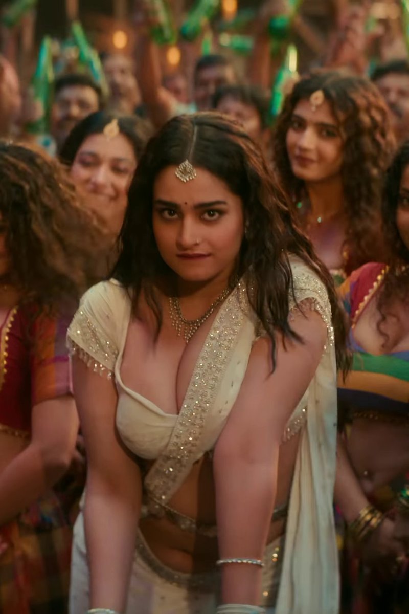 TheDudeFellow's tweet image. Ayesha 😋