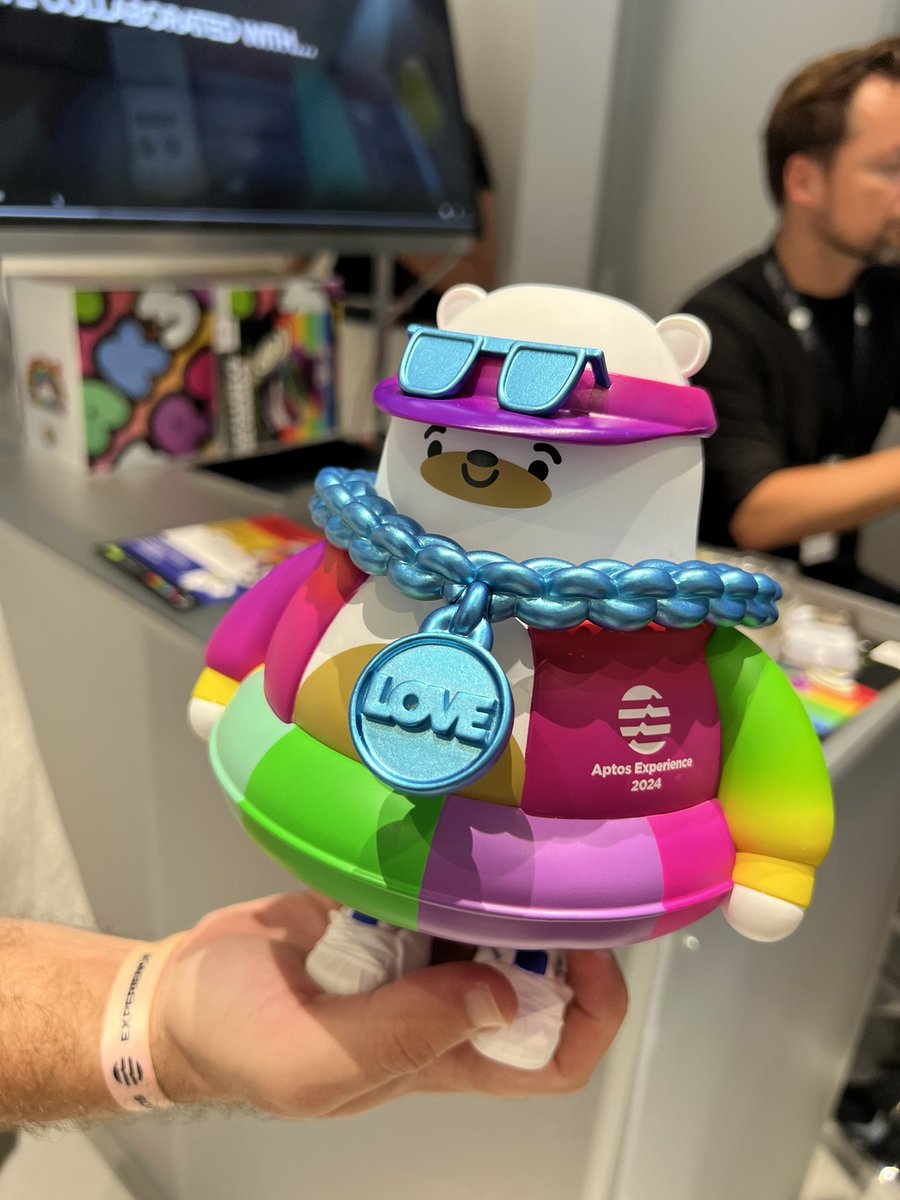 HC Xie | We are hiring! (@hc_xie__) on Twitter photo 🚀 Just got my hands on this limited-edition <a href="/TOYMAK3RS/">TOYMAK3RS™ 🧸</a> collectible! Thanks to <a href="/tapjellybean/">Jellybean™</a> tech, it's not just a toy—it's a gateway to an exclusive digital experience! 🔥 #Phygital #NextGenCollectibles 🚀 Just got my hands on this limited-edition <a href="/TOYMAK3RS/">TOYMAK3RS™ 🧸</a> collectible! Thanks to <a href="/tapjellybean/">Jellybean™</a> tech, it's not just a toy—it's a gateway to an exclusive digital experience! 🔥 #Phygital #NextGenCollectibles
