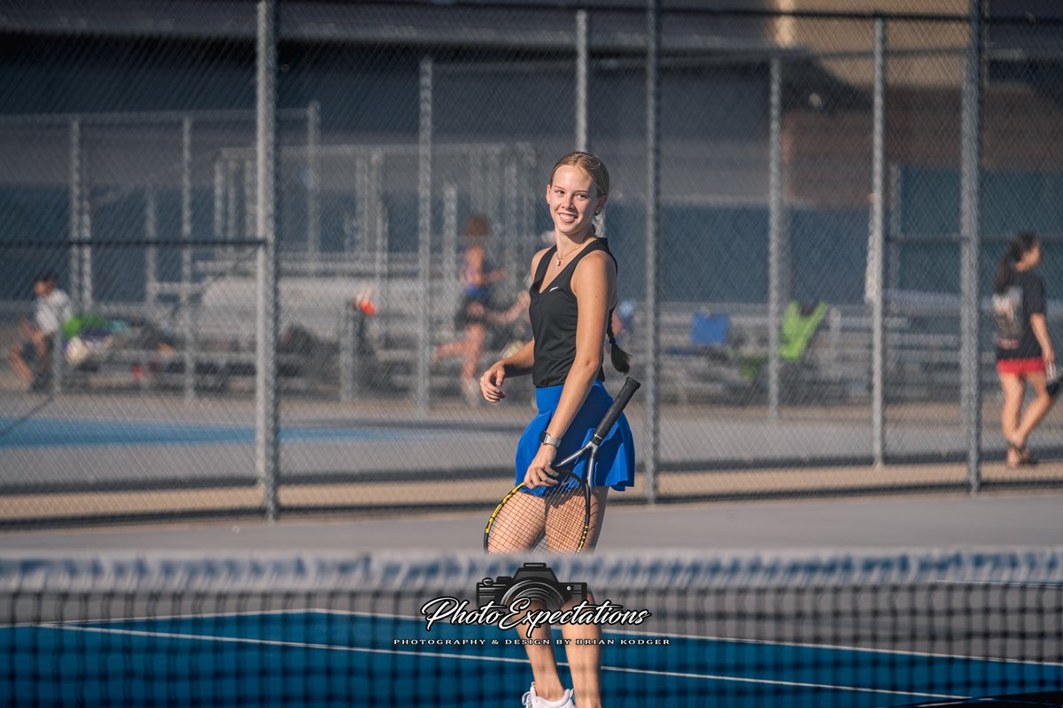 PhotoExpectatio's tweet image. Blazers girls tennis in action. You can view the full album by following the link, as well as purchasing options for downloads, prints, and other products. Thank you for viewing my photos, I hope you enjoy!
photoexpectations.com/Sports/2024-25…