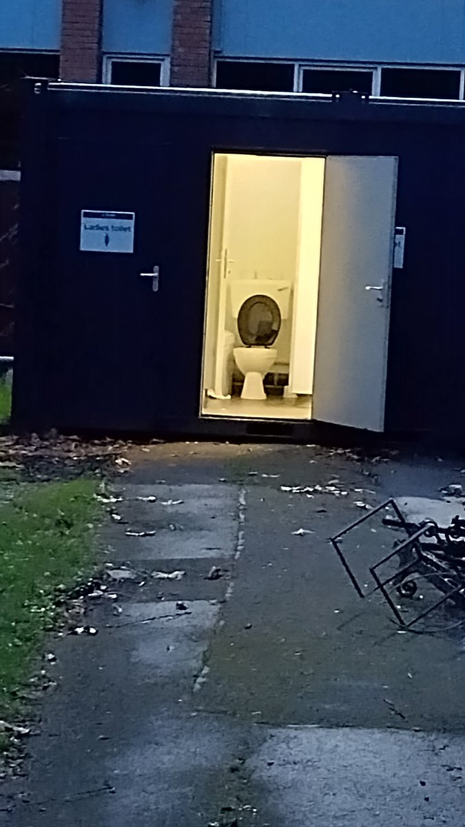 Talking of "public" loos @benpratershow