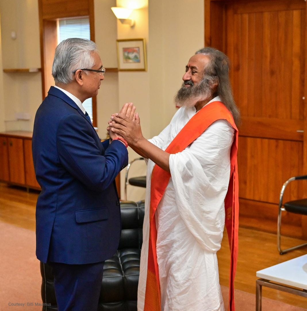 Gurudev Sri Sri Ravi Shankar (@gurudev) on Twitter photo Met with H.E. <a href="/KumarJugnauth/">Pravind Kumar Jugnauth</a>, the Prime Minister of Mauritius. Discussed various issues and remembered his father’s participation in the Silver Jubilee celebrations of <a href="/ArtofLiving/">The Art of Living</a>. Met with H.E. <a href="/KumarJugnauth/">Pravind Kumar Jugnauth</a>, the Prime Minister of Mauritius. Discussed various issues and remembered his father’s participation in the Silver Jubilee celebrations of <a href="/ArtofLiving/">The Art of Living</a>.