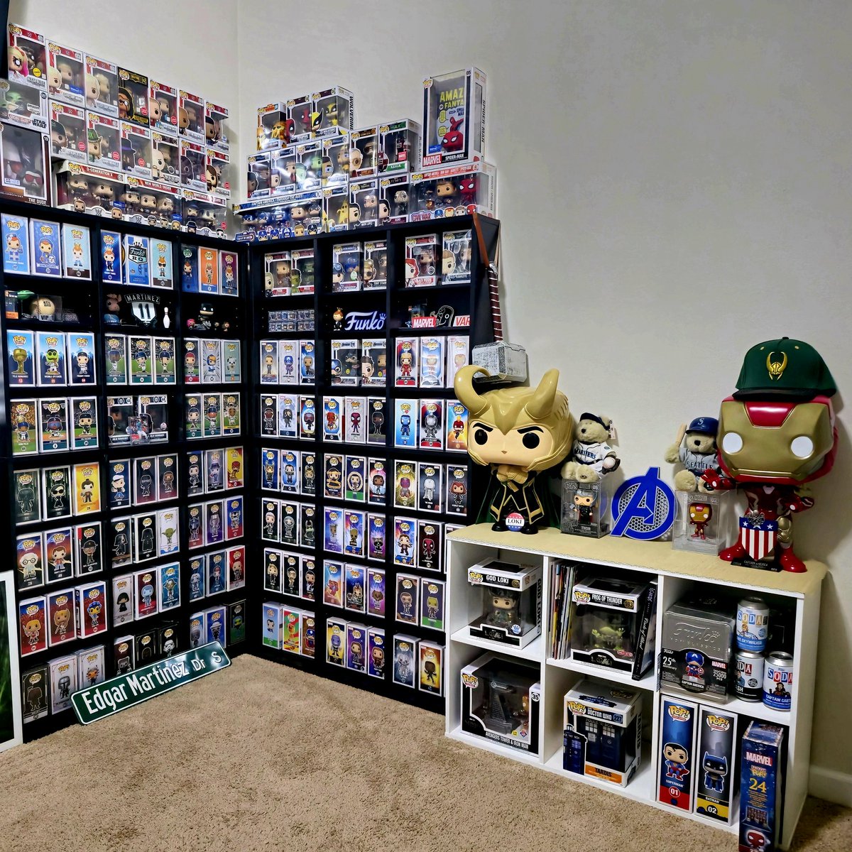 ADriftingNerd's tweet image. Ok #FunkoFamily I&apos;ll give you one guess as to where the #Tesseract is going to go. 🤫 #NerdStuff