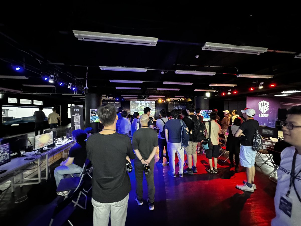 Club Smash ➡️🏗️🕠 tweet media