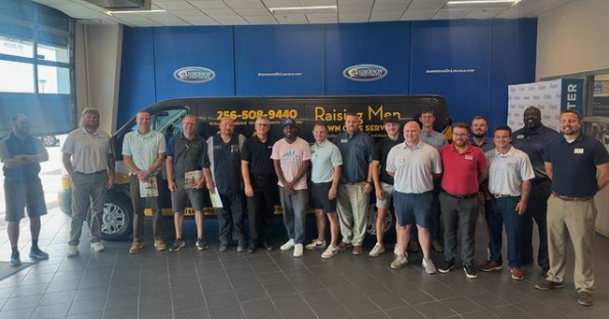 Ford dealer waives $20,000 repair bill for lawn-mowing charity dlvr.it/TCrG8q