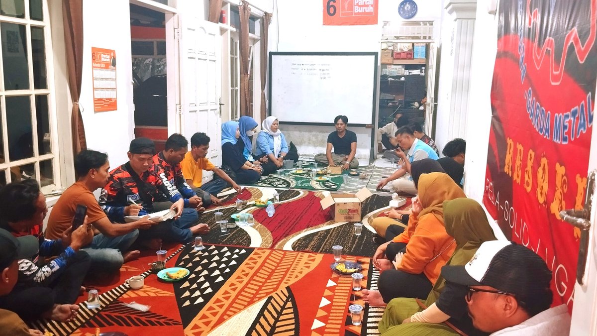 rumahburuh's tweet photo. Konsolidasi &amp; Ratin SPL-FSPMI Kabupaten Bandung Barat Bahas Konsolidasi Akbar https://t.co/hgzTq1lJFD https://t.co/wjGlypZhO8