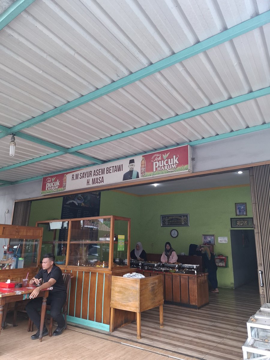 benedikplm's tweet photo. Makan siang
R.M Sayur Asem Betawi H. Masa

📍Jl. Pd. Jaya No.5, Pd. Jaya, Kec. Pd. Aren, Kota Tangerang Selatan, Banten 15224 https://t.co/wiWU5VEsPw