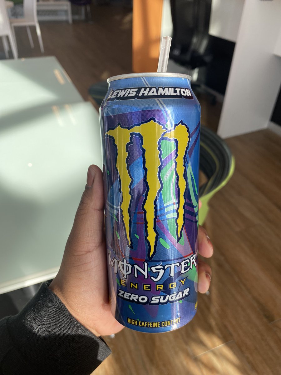 ReaDaCoder's tweet image. Killing bugs