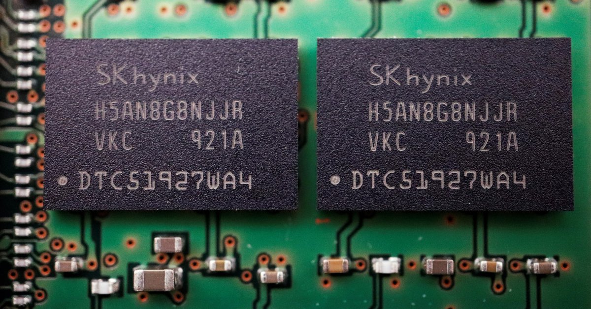SparbuchRebell's tweet image. Die Zukunft der Computerindustrie: HBM3E-Chips revolutionieren die Technologie #ComputerRevolution

Sollten deutsche Unternehmen stärker in die Entwicklung von Hochleistungs-Chips investieren?

reuters.com/technology/sk-…