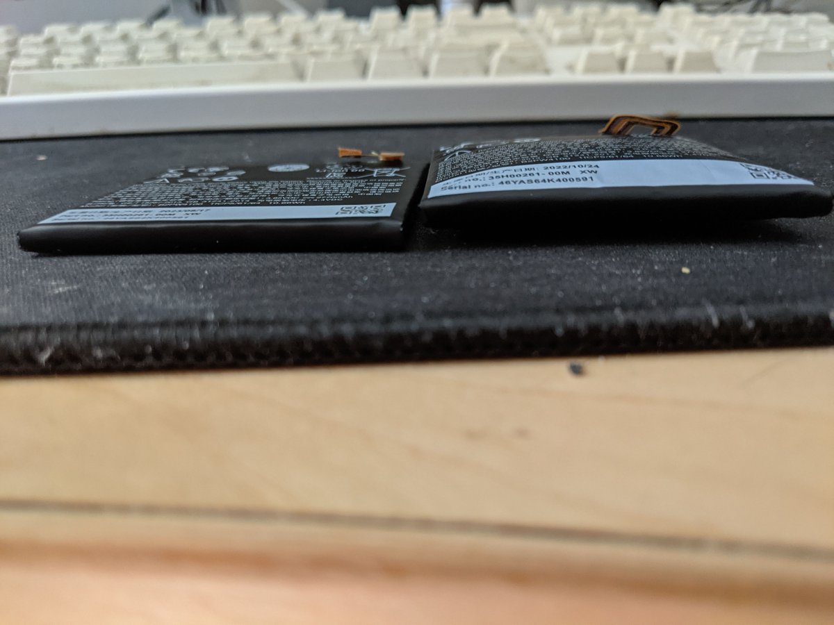 IronManRust's tweet image. Another spicy pillow successfully removed, and the family/house cell phone lives again.

#GooglePixel #SpicyPillow #LithiumBattery