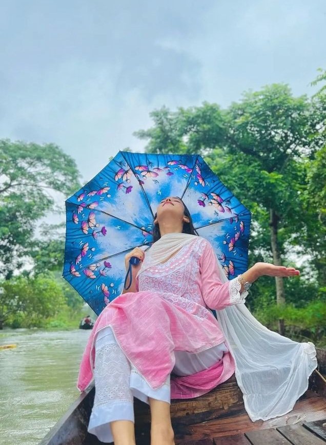 I like rain very much💦🌧️

#rainday #AfrozaTarin