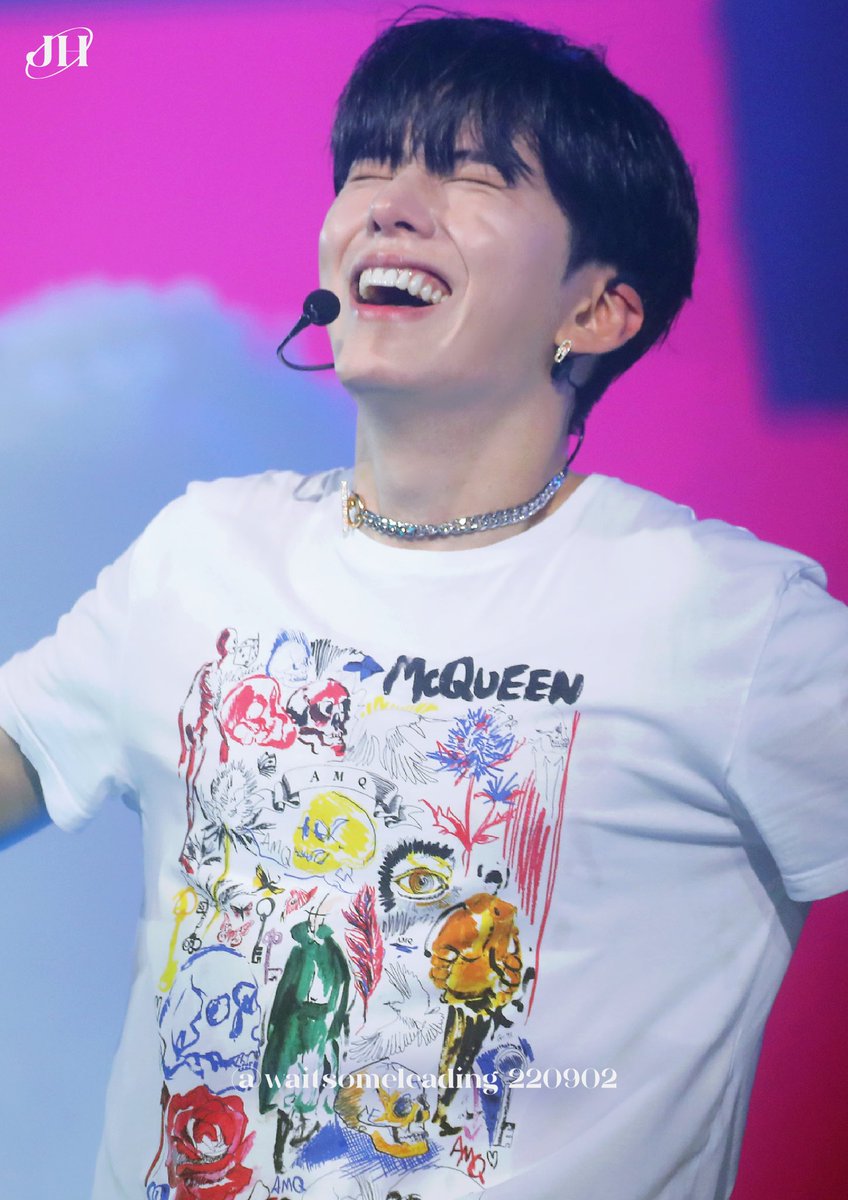 220902

웃는 모습을 보면 따라 웃게 돼

#기현 #몬스타엑스 #KIHYUN #MONSTA_X