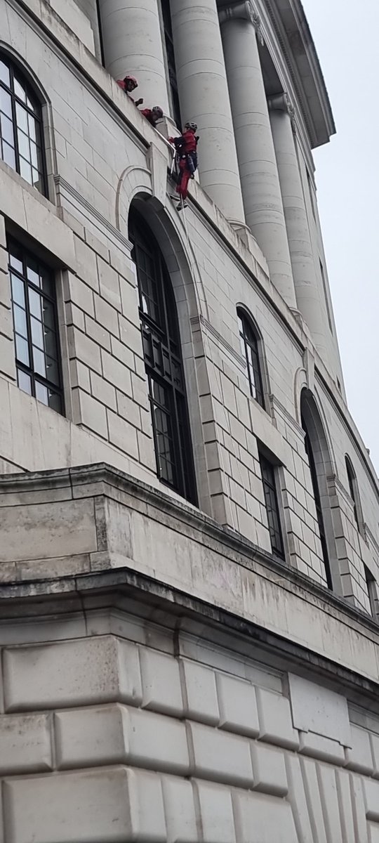 BREAKING: <a href="/GreenpeaceUK/">Greenpeace UK</a> have shut down <a href="/Unilever/">Unilever</a> HQ to ask for real leadership in tackling the plastic crisis.

I'm outside now as activists have shutdown the office, locked into rebranded <a href="/Dove/">Dove</a> deodorant bottles. 

Climbers working hard up top, stay tuned for the big reveal...