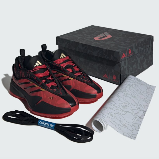 SNKR_TWITR tweet media