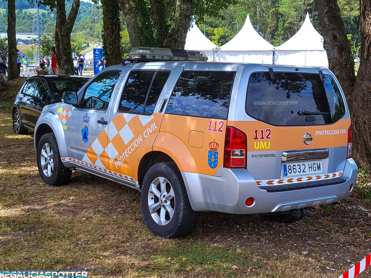 GaliciaSpotter's tweet photo. Nissan Pathfinder pertenciente a Protección Civil de Padrón.
#nissanpathfinder #galicia #proteccioncivil #voluntarios #proteccioncivilpadron #proteccioncivilgalicia #lavuelta #lavueltaciclista #lavuelta2024 #concellodepadron #acoruña #federalsignalvama #112galicia https://t.co/3EfOxKgj0Q