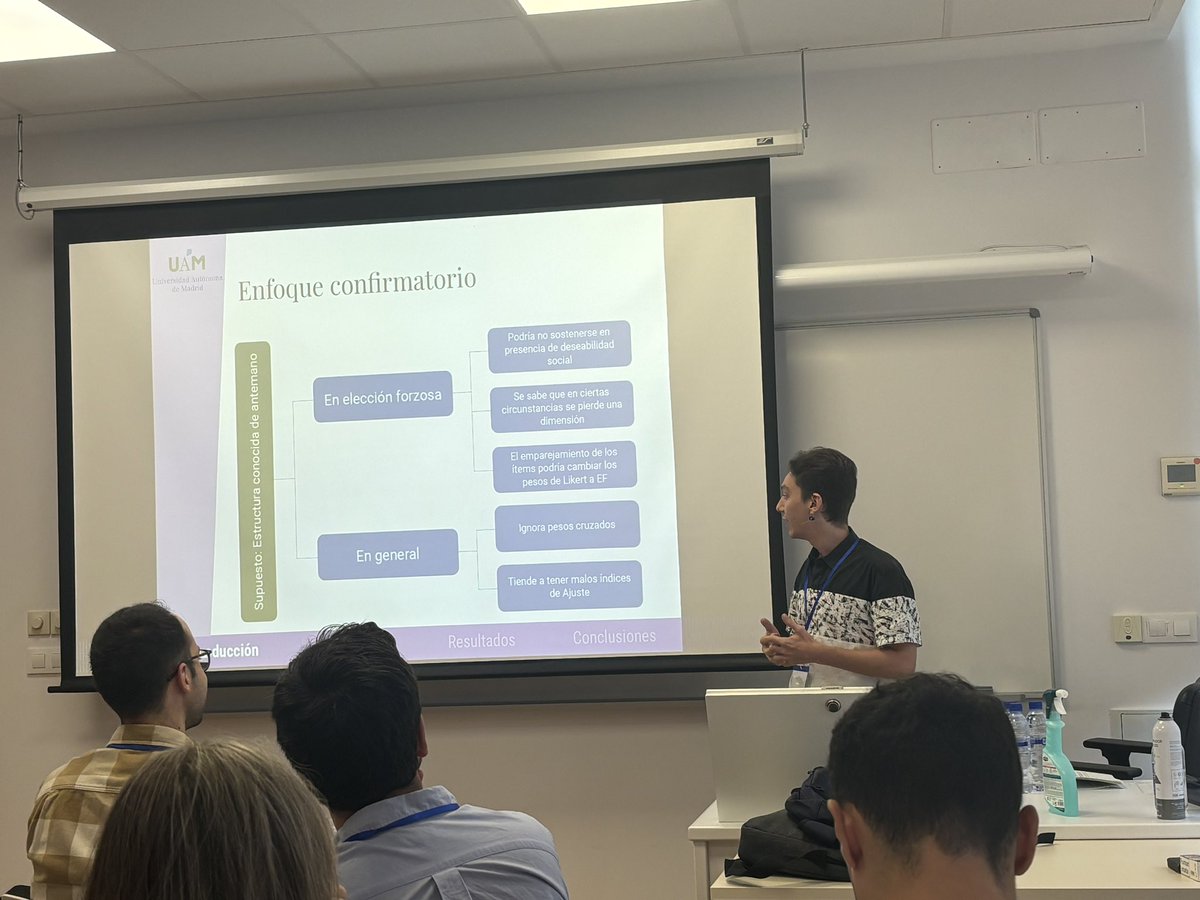 Aprendiendo muchísimo sobre las pruebas de elección forzosa. No sé qué tienen los congresos de metodología, pero, a cuantos más asisto, más veo que necesito leer y aprender 😅. Menos mal que me dan un chute de energía (y de referencias útiles). #AEMCCO_SEVILLA