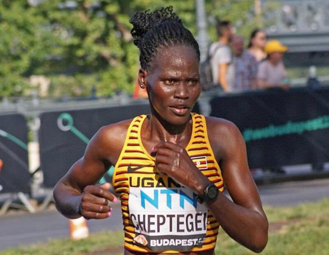 UsherKomugisha's tweet image. Domestic violence has no place in society and for top female athletes, it is becoming increasingly fatal especially with jealous partners.

Rebecca Cheptegei (Uganda 🇺🇬) now joins two Kenyans Agnes Tirop (2021) and Damaris Mutua (2022) who were killed by partners in Iten, Kenya.