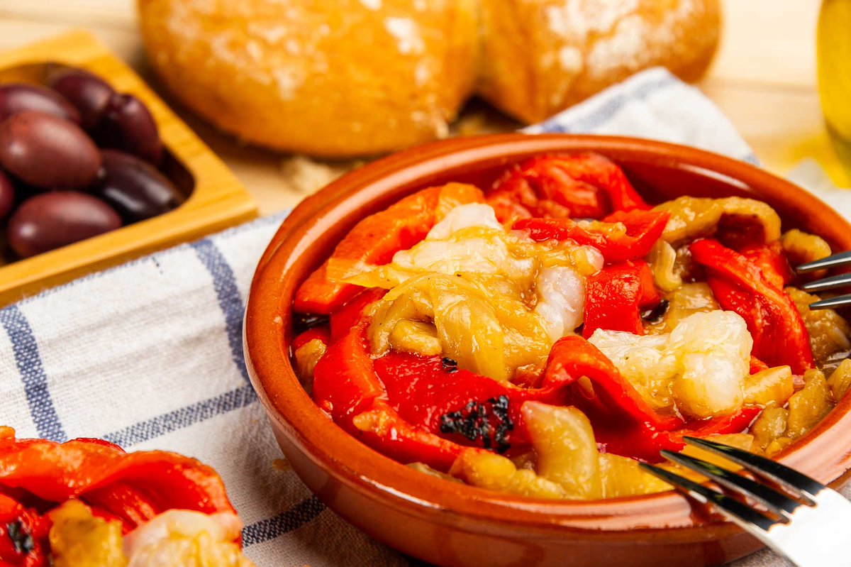 turisteando_'s tweet photo. II Feria Gastronómica Tasta Gandia del 5 al 7 de septiembre. Catas, degustaciones, elaboración de platos en directo y mucho más. Muelle de los Borja. Playa de Gandia  https://t.co/3oeAxlkm5F https://t.co/4QbBdRJVey