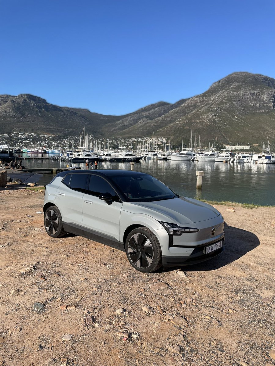 SnapChange's tweet image. Close to perfection 💯

#volvoex30 #volvo #ev