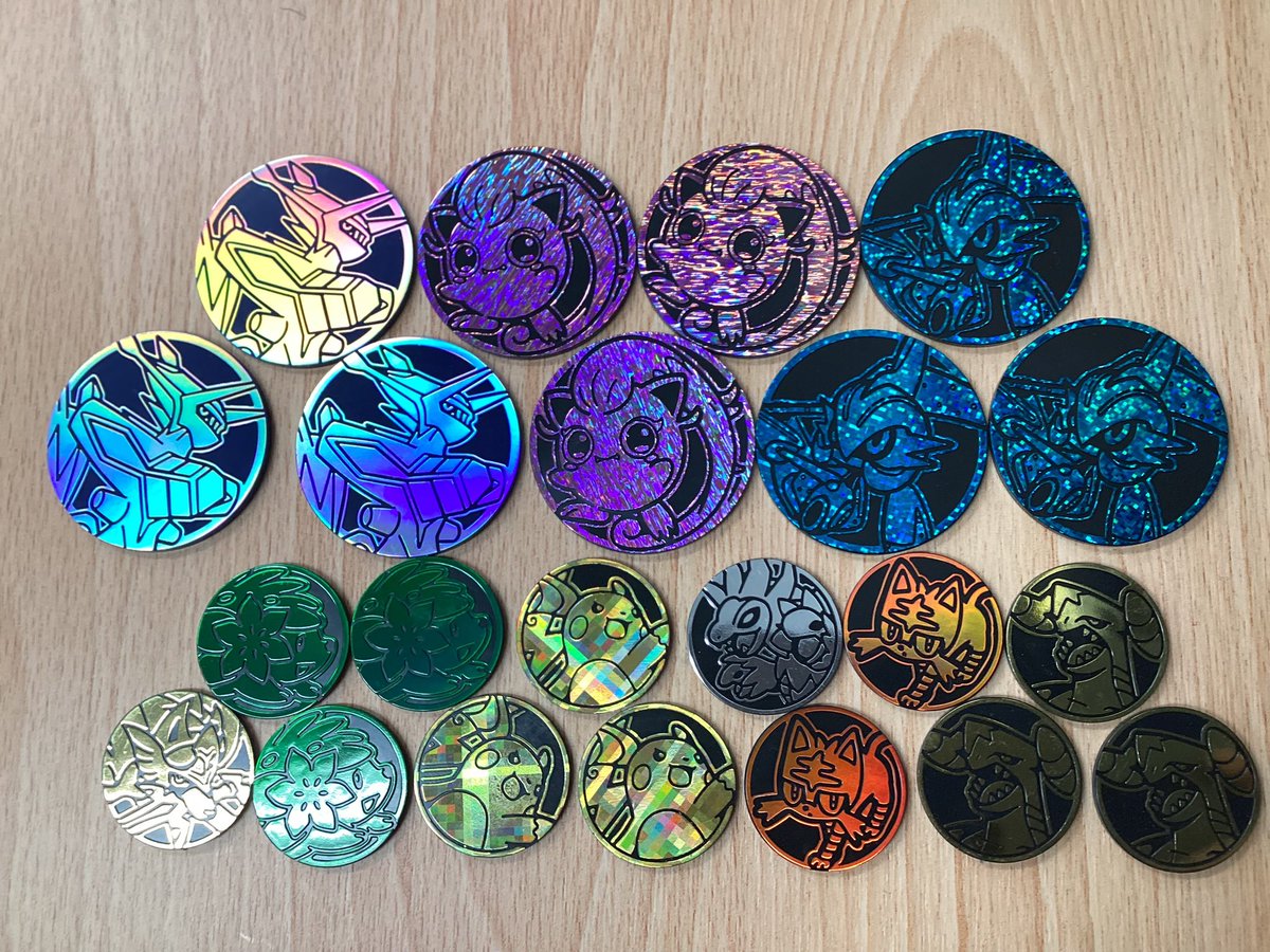 こちらのコインが入荷しました！✨ サケブシッポのデカコインが存在感あってかわいいですね😍 お値段は変わらずデカコインが400円、ノーマルコインが300円です！  #ポケカ #ポケモンカード #Pokemon #海外サプライ