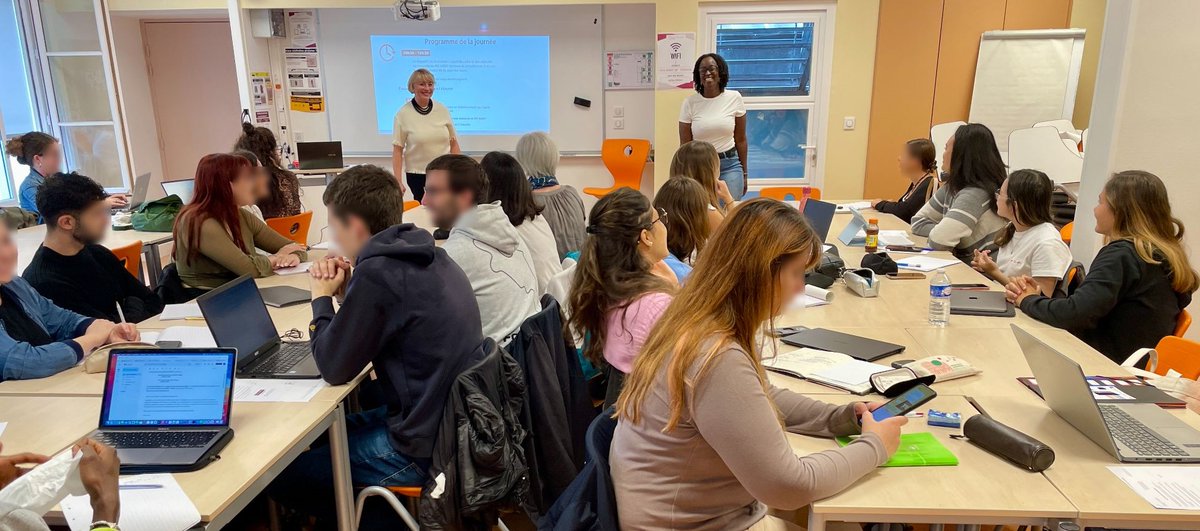 ISFEC_AFAREC's tweet image. Ce matin nous avons accueilli les #master2MEEF 2nd degré à l&apos;@ISFEC_AFAREC. Nous leur souhaitons une bonne rentrée et une année riche au niveau personnel et professionnel !!!
#isfec #masterMEEF #college #lycee #Rentréeuniversitaire #enseignementcatholique