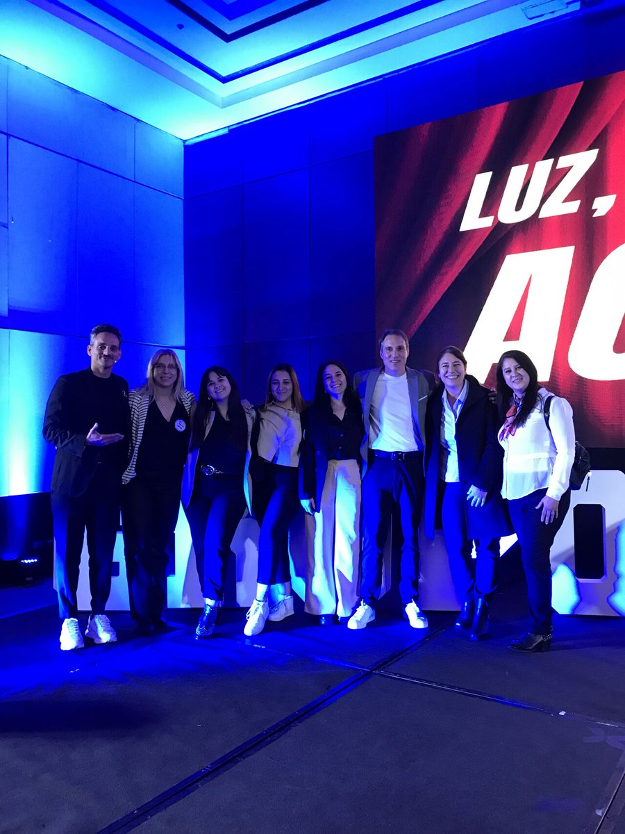 aremat_puerto's tweet photo. ¡Team Aremat Presentes en BootCamp 2024! 💫
Vivimos la Experiencia Disney CX, sobre Experiencia del Cliente y calidad de Servicio, de la mano de GrupoSet🤝🏻
¡Inolvidable experiencia! ❤️
.
.
#equipoAremat #bootcamp #lossecretosdetrasdelamagia #aprendizaje #calidaddeservicio https://t.co/OXjkdHu9Zd