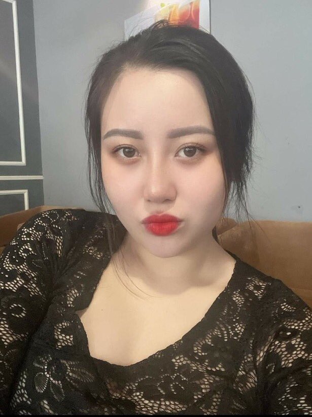 thaothao2x's tweet photo. Sao các anh trai cứ nói e dâm
Các anh cũng như e mà cũng bú liếm 🦋 e https://t.co/uyJR8znPai