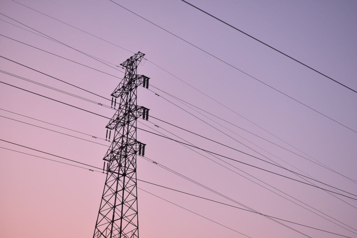 elewitventures's tweet photo. ¡Gran noticia! 🚀 @EIF_EU, #Elewit (@RedeiaCorp) y @GrupoEnergiaBog se unen con @AdaraVentures para un nuevo fondo que respalda tecnologías de #transiciónenergética. Con un compromiso de 35M € del EIF, este fondo de 120M € invertirá en empresas emergentes que impulsan la innovación en energía limpia.

🔗 Más información sobre Adara Ventures Energy I: https://t.co/Pgguu3h5BW

#InversionesElewit