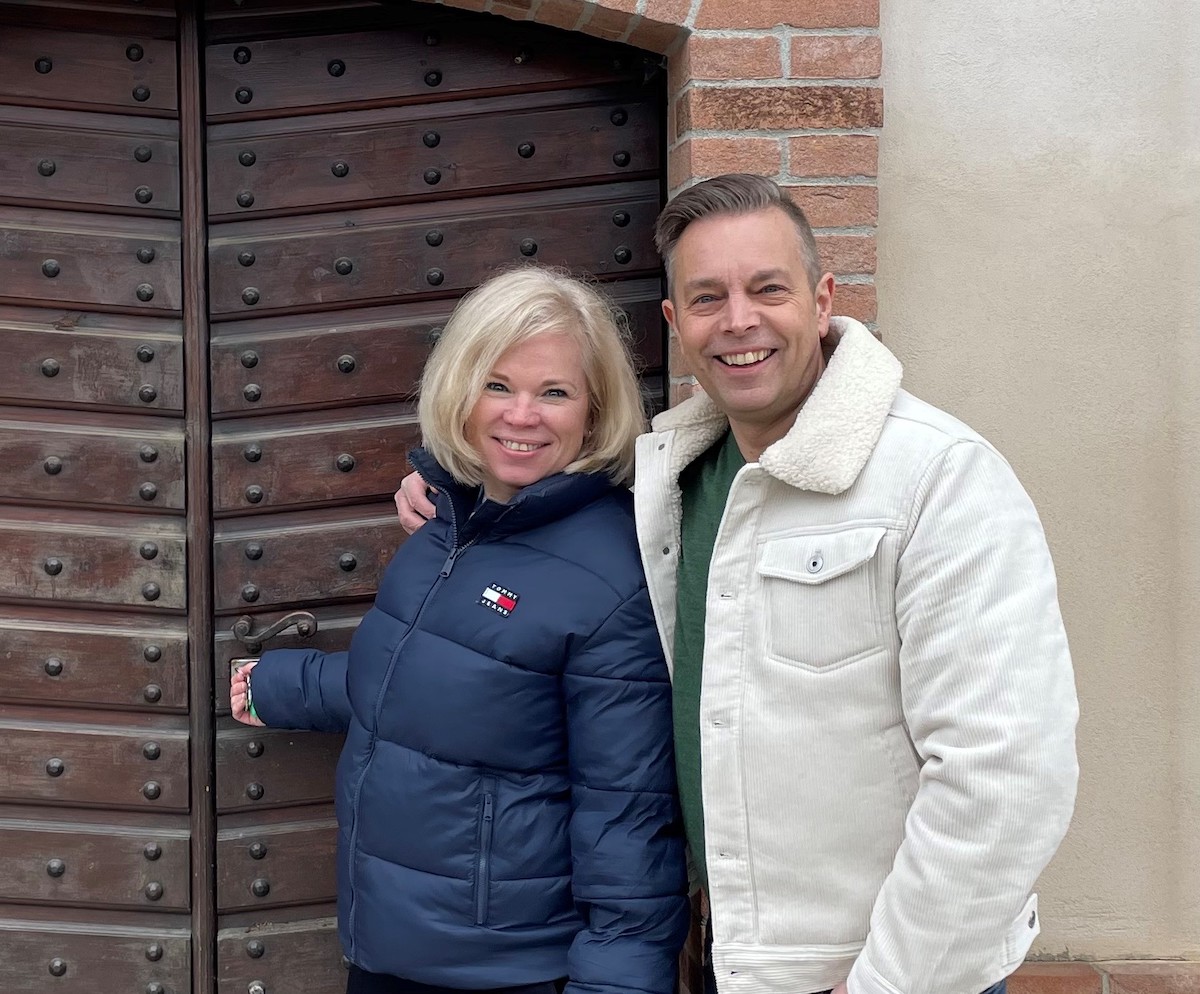 Groeten uit de Laars deel 16: Xandra en Rolf in Costigliole d’Asti dlvr.it/TCrjBP