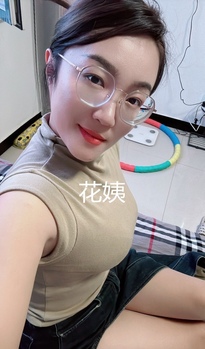 <a href="/fans235688/">啾c小號</a> 想要和阿姨愛愛的關注我哦 關注我有福利❤❤