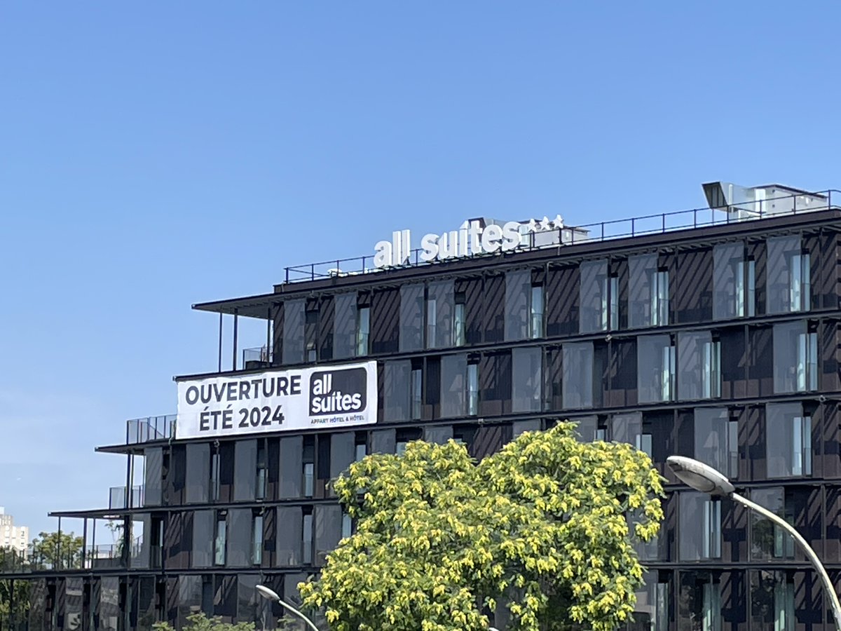 ✨ ACTIF SIGNAL a eu le plaisir de concevoir, fabriquer et installer la signalétique et les enseignes du All Suites Porte d’Italie Paris.
👏 Merci au Groupe Pichet pour sa confiance, et félicitations à l’équipe Actif Signal Bordeaux pour la réussite de ce projet !