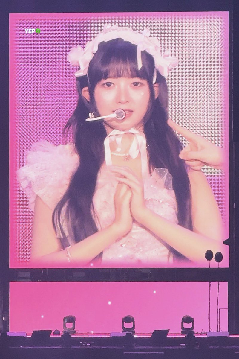 rei pics tweet media