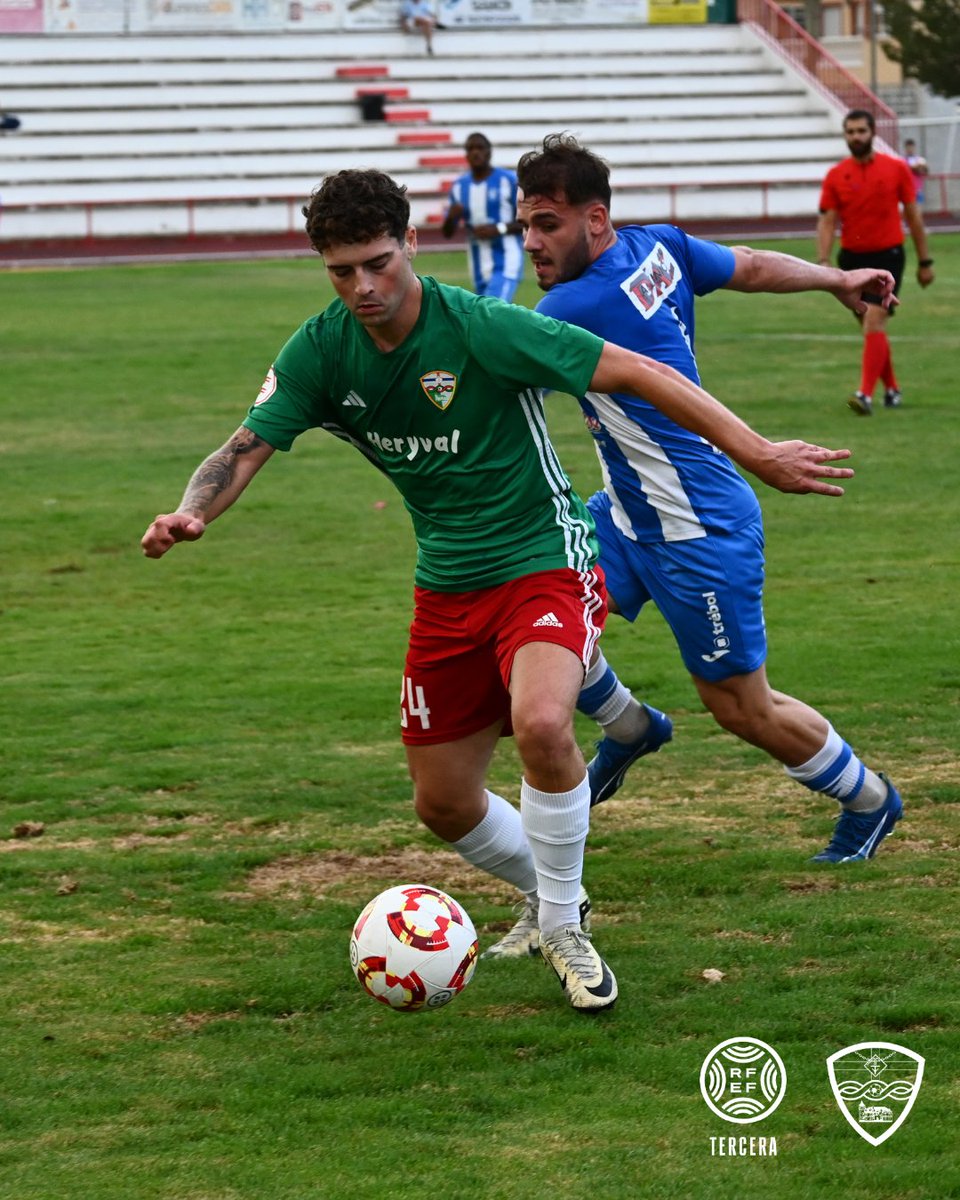 trivalvalderas's tweet photo. 🔚⚽ TERCERA RFEF|

Seguimos con la puesta a punto del debut ligero 🤩

Os dejamos algunas fotos de nuestro ultimo encuentro 📸

#VamosTrival
#PretemporadaTrival https://t.co/dZF5oNLqHO