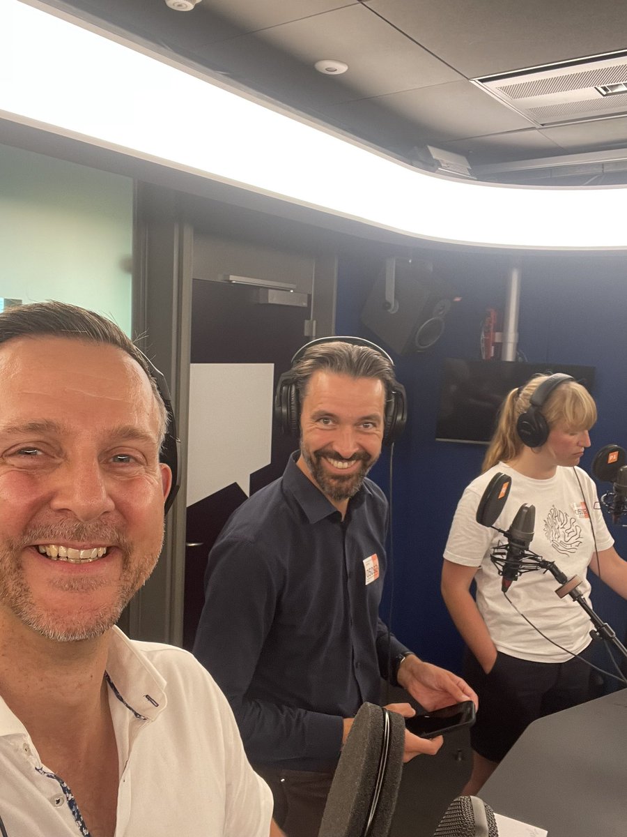 JakoBrandt's tweet photo. Skal vi før på pension og hvad betyder det for #dkbiz? 

Det drøfter vi netop nu på P1 debat. https://t.co/Sw2T7fsDfD