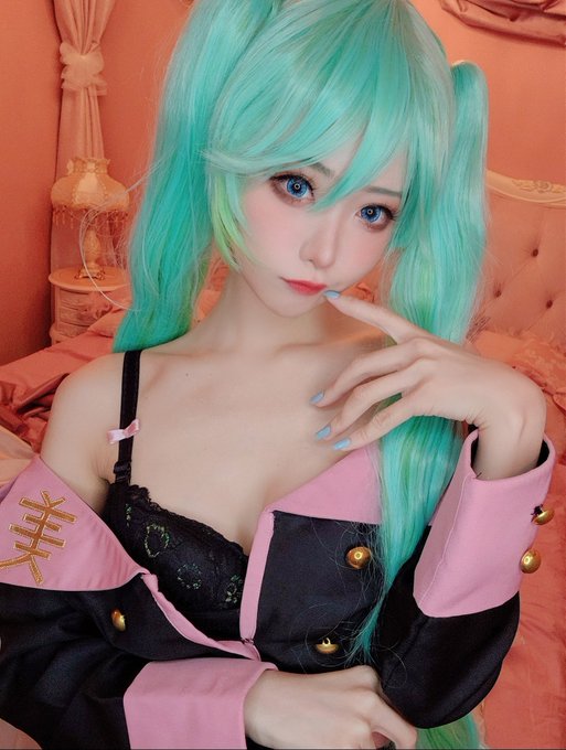 Twitterのコスプレ画像18